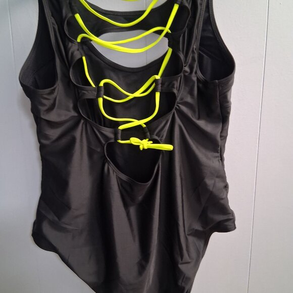 Womens Swimsuite Size xl  Black peek a boo top - Picture 2 of 4